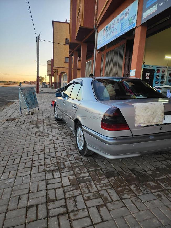 Mercedes-Benz Classe C Diesel Manuelle 1998