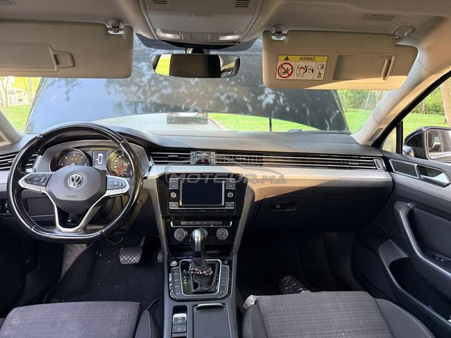voiture bien entretenue presque neuve