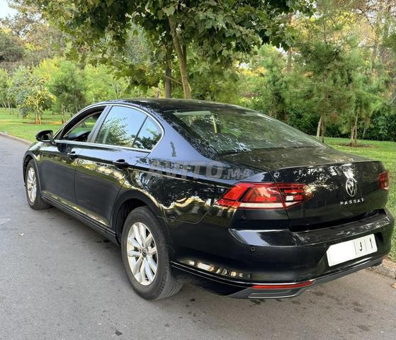 voiture bien entretenue presque neuve - 2