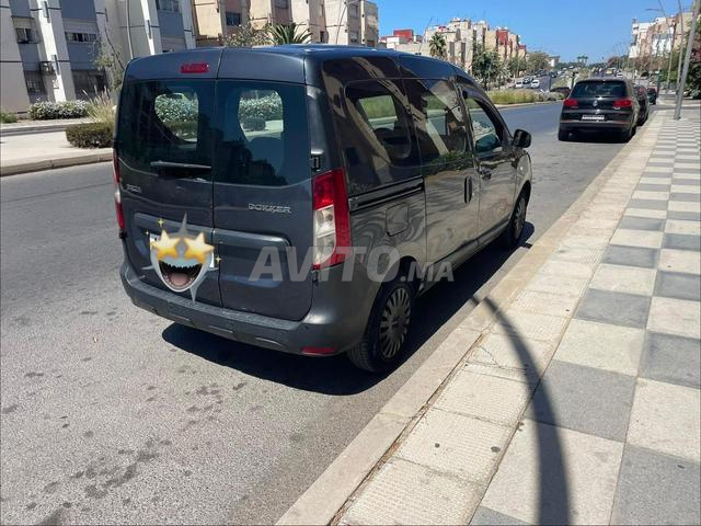 Dacia Dokker Diesel Manuelle 2021 à Rabat - 2