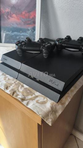 🎮 PS4 Fat 256 Go en ligne ✅ 2 manettes - 2