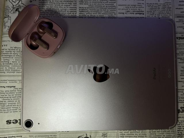 آيباد إير M1 64GB واي فاي LTE - 2