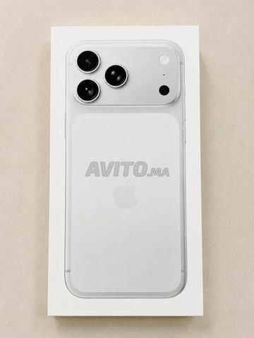 iPhone 17 Pro Max 256 Go Silver – esim