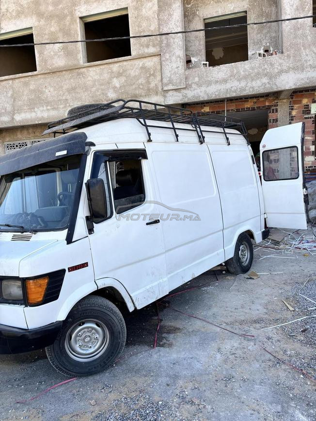Mercedes-Benz 208 Diesel Manuelle 2000 à Nador