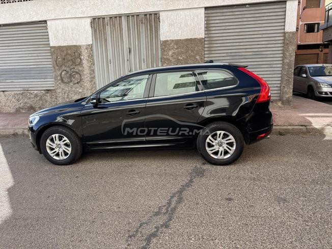 je mets en vente Volvo XV 60
