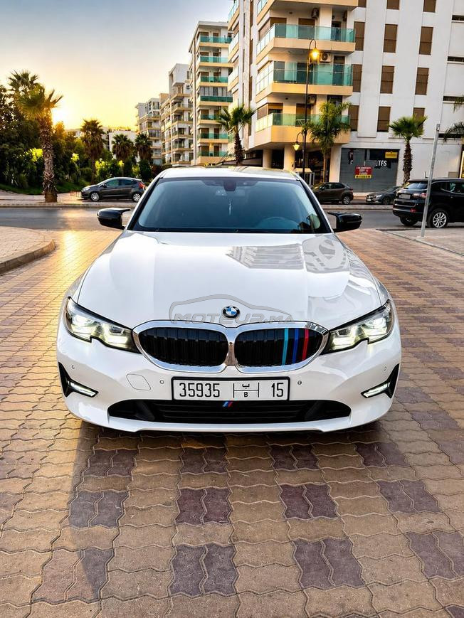 BMW 318 d 2020 en excellent état 