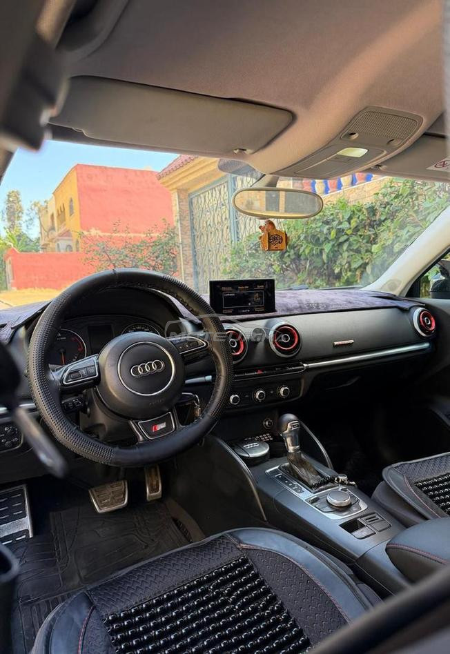 Audi A3 1.6 TDI 6ch – Look S line – Automatique
