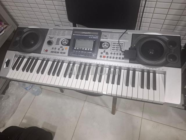 بيانو أنجلت XTS 982