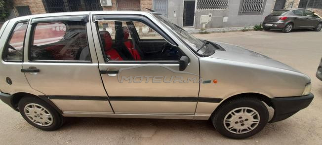 fiat uno essence 