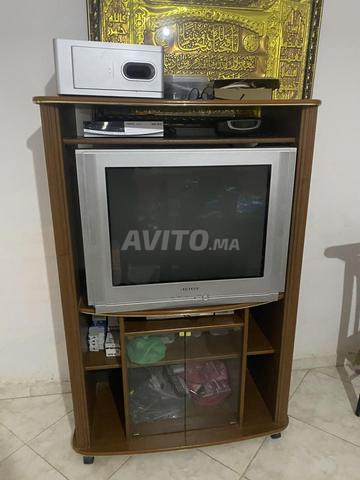 Télévision table et récepteur DVD et lecteur DVD - 2
