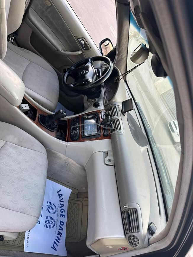 Mercedes C220