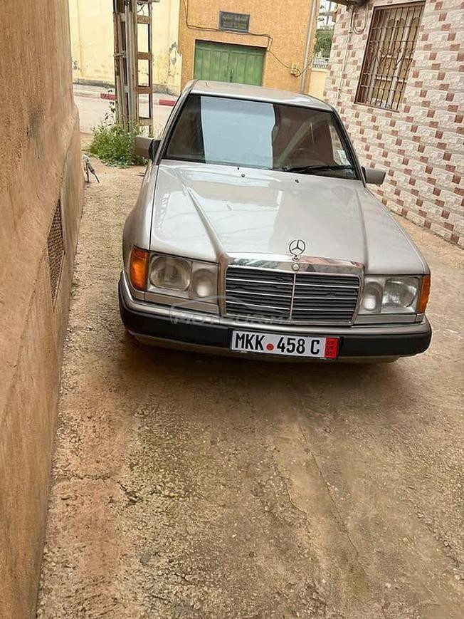 مرسيديس 250