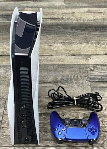 PS5 Slim Standard 1To Disque Manette Comme Neuf - 2