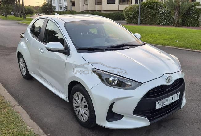 Toyota Yaris Essence Manuelle 2023 à Rabat