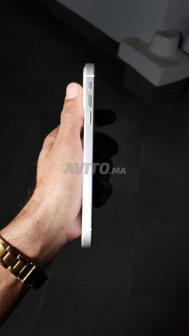 آيفون XR إلى 17 برو ماكس - 2