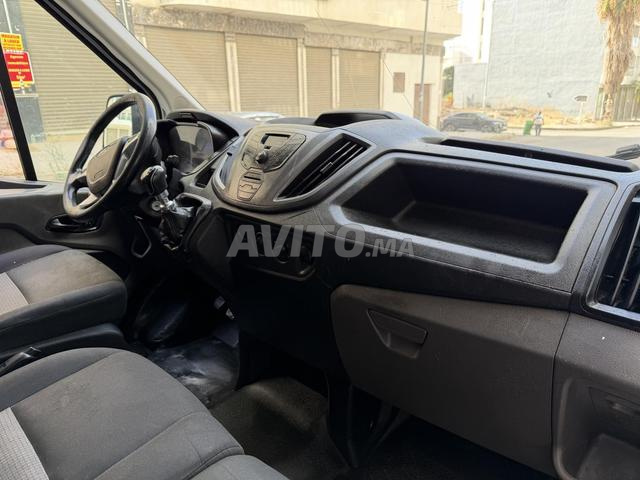 Ford Transit 2022 3 panneaux