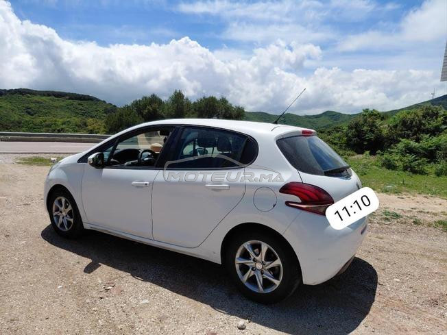 Peugeot 208 Diesel Manuelle 2019 à Kénitra