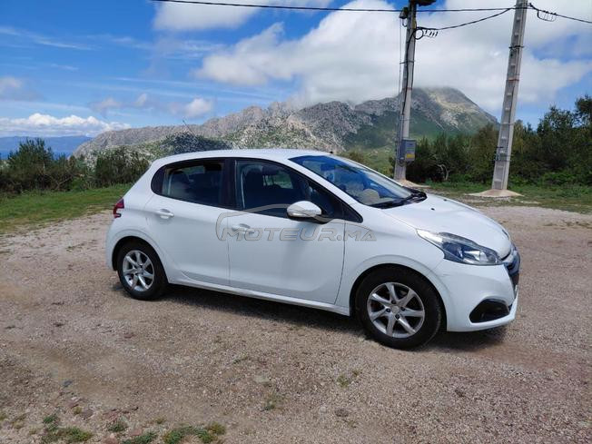 Peugeot 208 Diesel Manuelle 2019 à Kénitra