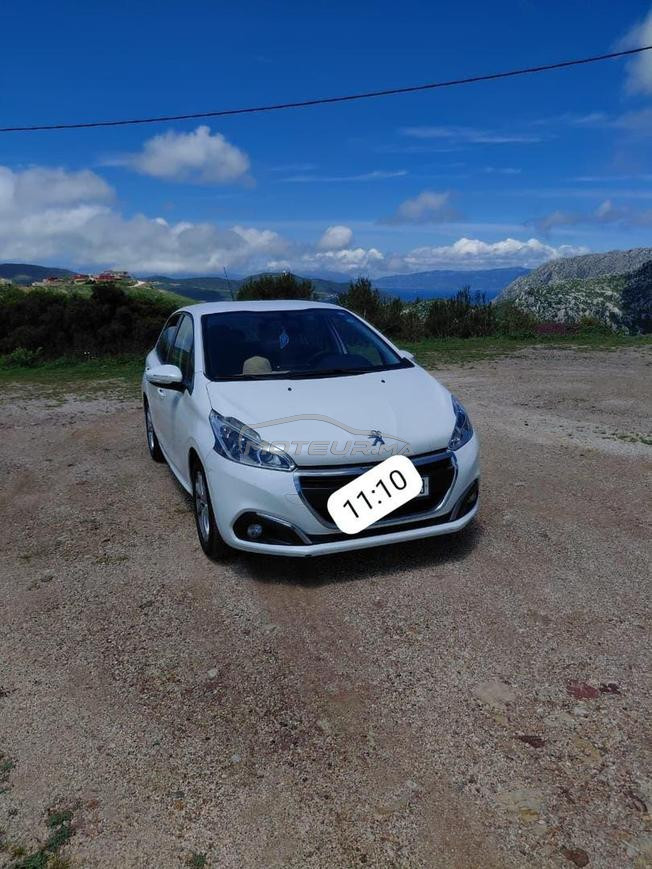 Peugeot 208 Diesel Manuelle 2019 à Kénitra