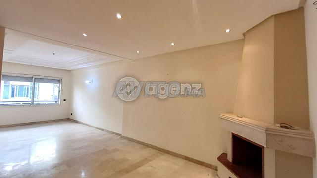 CMN-MA-2400 - Appartement à vendre aux Hôpitaux