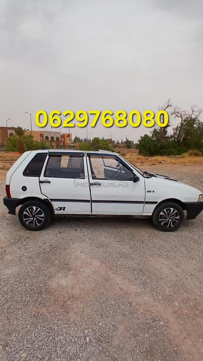 Fiat Uno essence model 2000