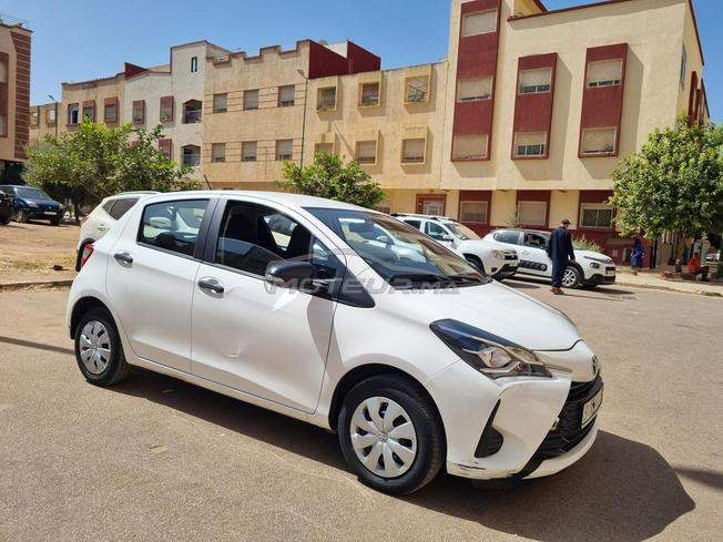 YARIS ESSENCE 1ÉRE MAIN 44KM
