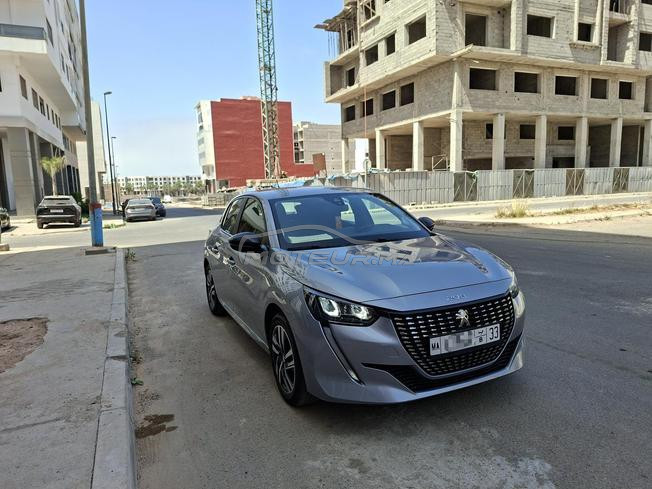 Peugeot 208 style Diesel Manuelle 2023 à Agadir