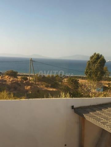 فيلا مطلة على البحر للبيع في واد عليان طنجة