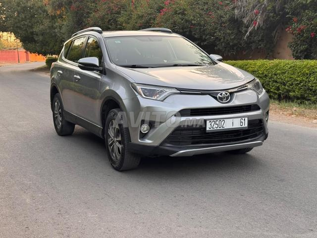 تويوتا راف فور 2.0 D-4D 4x4 - 2