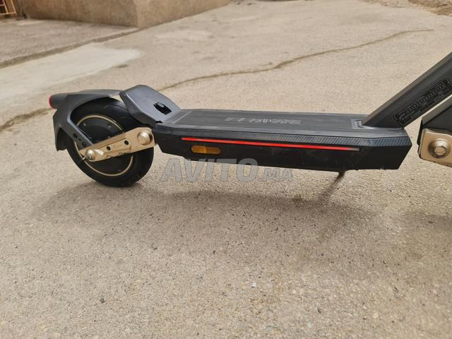 Trottinette Navee à vendre - 2
