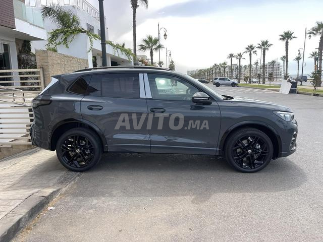 Volkswagen Tiguan RLine - 2