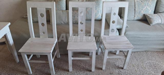 طاولة بيضاء 120 سم في 80 سم و 3 كراسي - 2