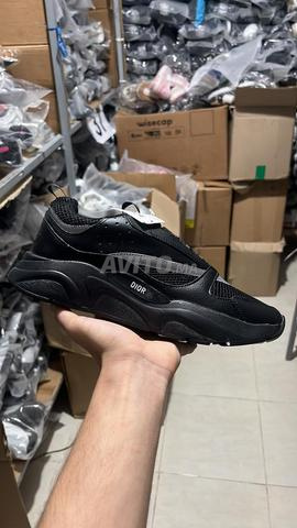 حذاء رياضي ديور B30 أسود مقاس 42 جديد - 2