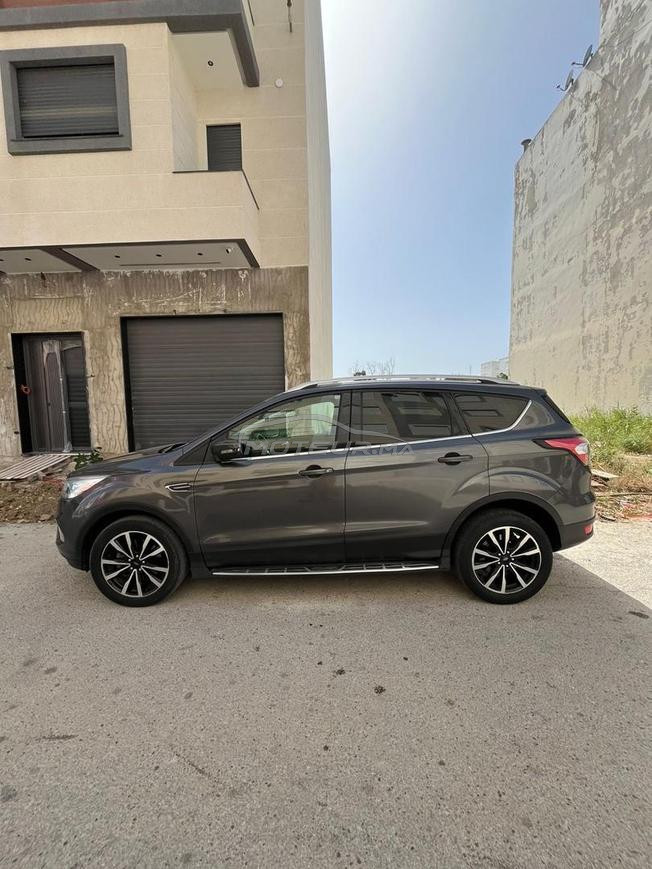 Ford kuga titanuim 