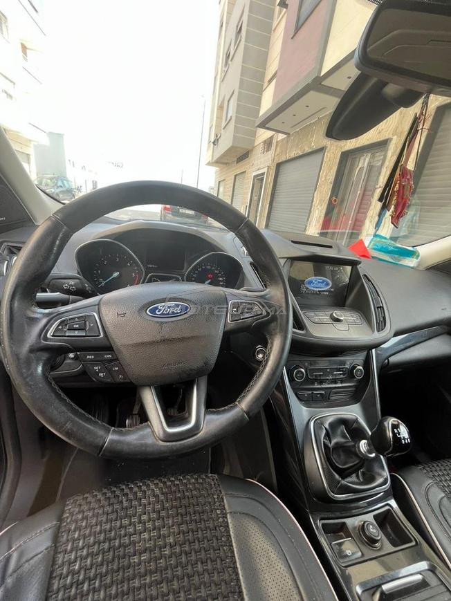 Ford kuga titanuim 