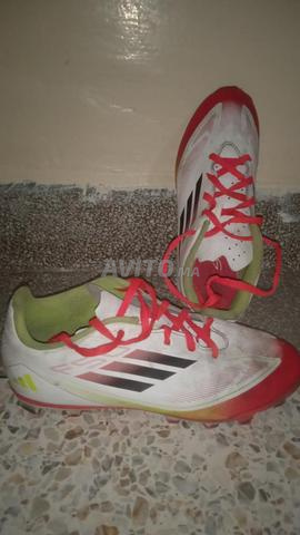 Chaussures Adidas F50 League FG blanc rouge Taille 38 - 2