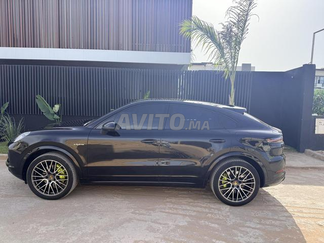 Porsche Cayenne E-Hybrid 3.0 V6 – 2022