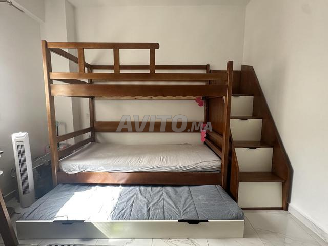 🛏️ سرير بطابقين من الخشب الصلب