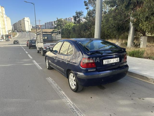 Renault Megane Diesel Manuelle 2002 à Tanger - 2