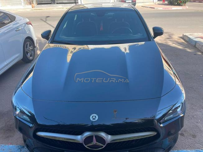 Mercedes-Benz 220 Diesel Automatique 2023 à Agadir