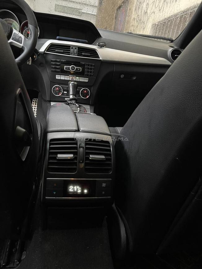 Mercedes-Benz 220 Diesel Automatique 2012 à Tanger