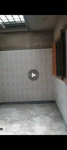 شقة في منزل من طابقين للبيع - 2