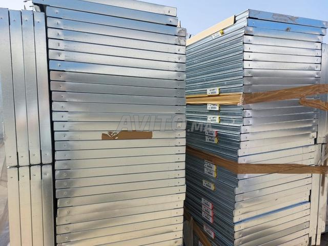 A VENDRE RAYONNAGE INDUSTRIELS - 2