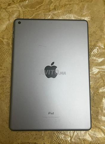 iPad 5ème génération 32Go - 2