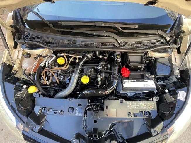 Renault Captur Diesel Manuelle 2017 à Rabat