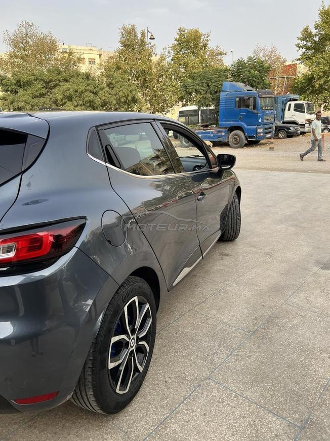 Clio 4 model 2019 intense