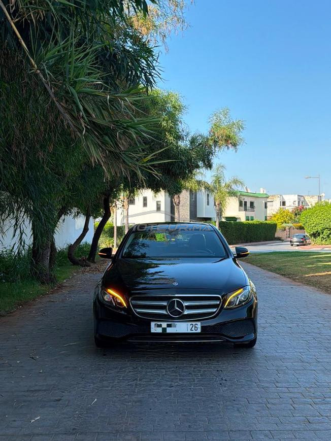 Mercedes-Benz E220