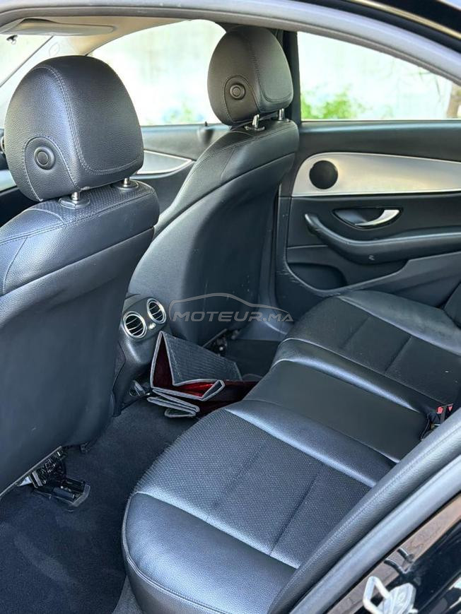 Mercedes-Benz E220