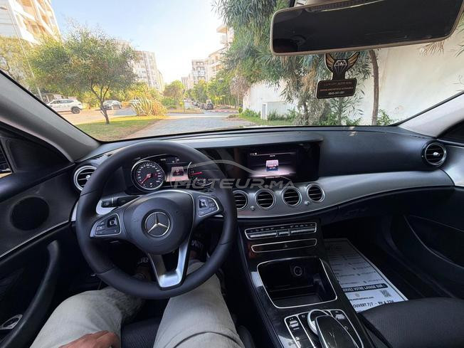 Mercedes-Benz E220