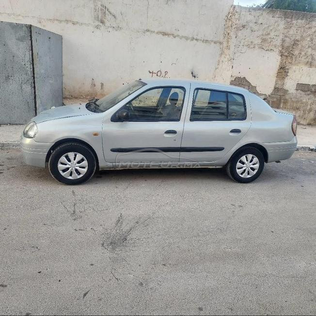 Renault Clio Essence Manuelle 2001 à Agadir